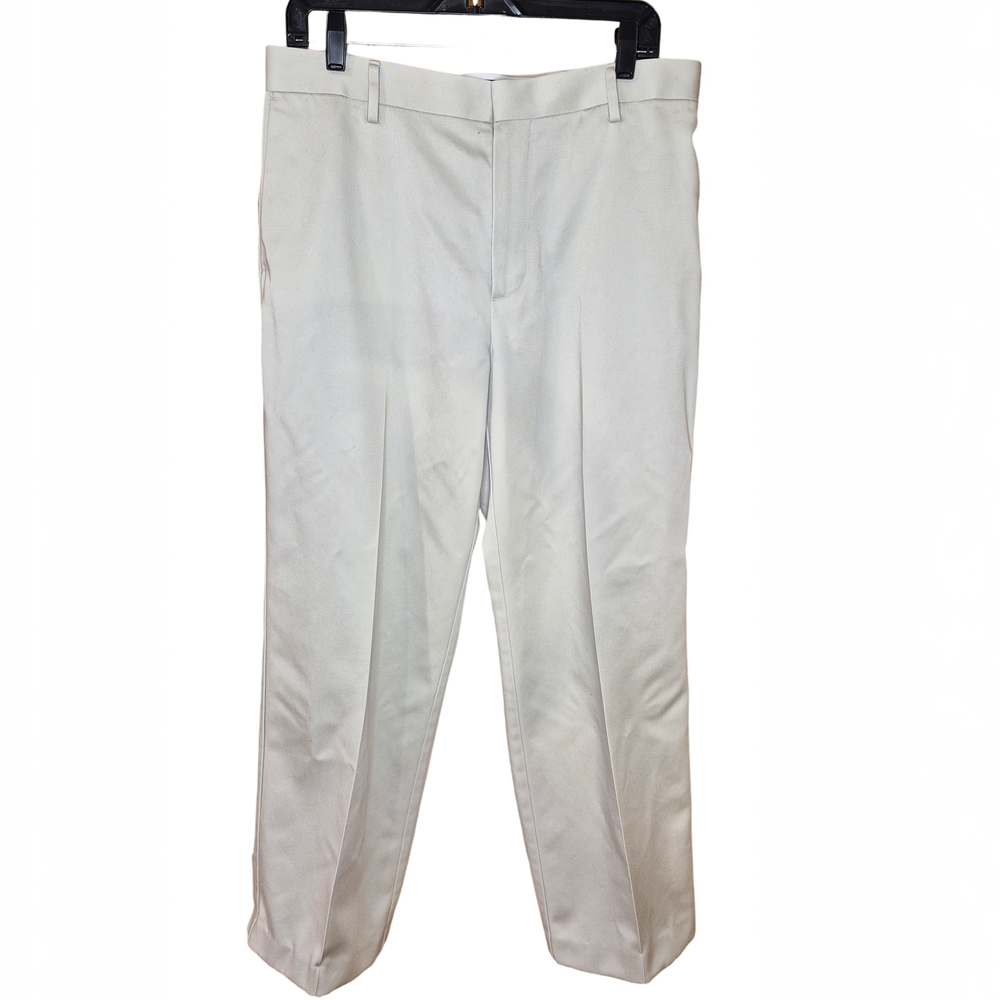 Dockers Essential Khaki Classic Fit D3 33x30 Light Tan